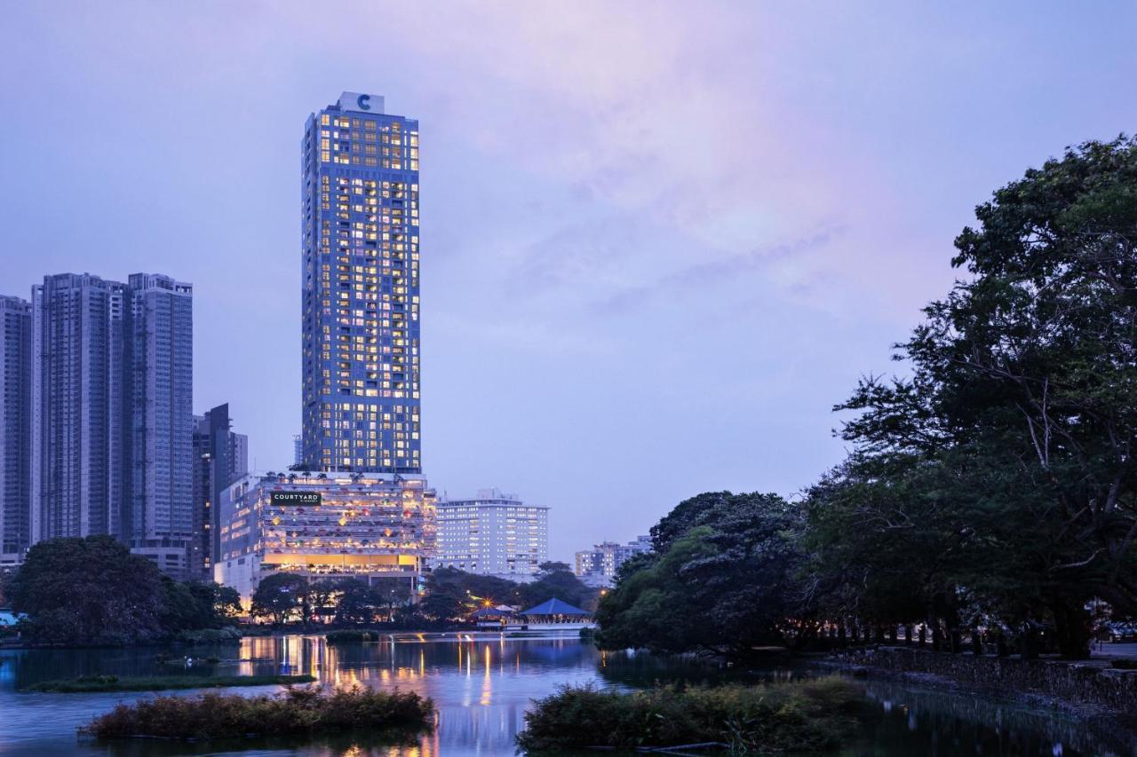 Courtyard By Marriott Colombo Hotel Екстериор снимка