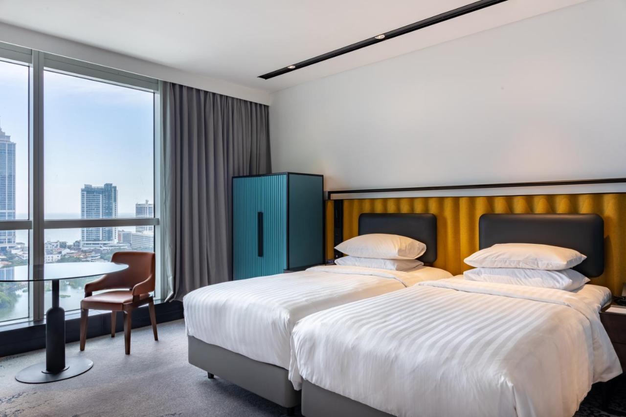Courtyard By Marriott Colombo Hotel Екстериор снимка